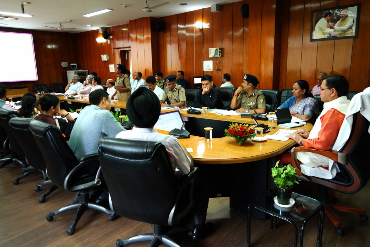 CM Dhami gave guidelines to the officers in the review meeting of crime against women and children, read full news